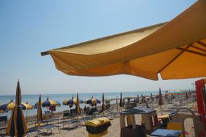 Grazioso appartamento fronte mare Torrette di Fano