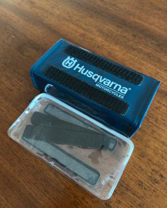 Paracolpi manubrio Husqvarna con porta telefono
