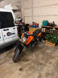 Ktm duke 125 anno 2011