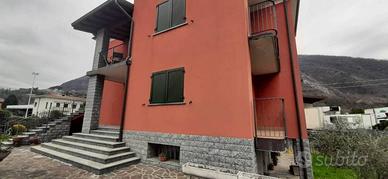 Immobile in asta di 176 m² con 3 locali e box auto