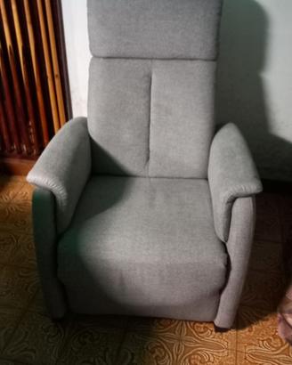 POLTRONA  ALZA PERSONA  (BRESCIA)