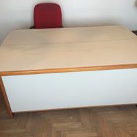 Desk tavolo da ufficio e poltrona