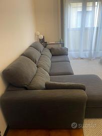 Divano con chaise longue