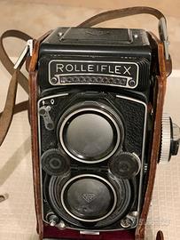 MACCHINA FOTOGRAFICA ROLLEIFLEX 3,5 F (K4D).