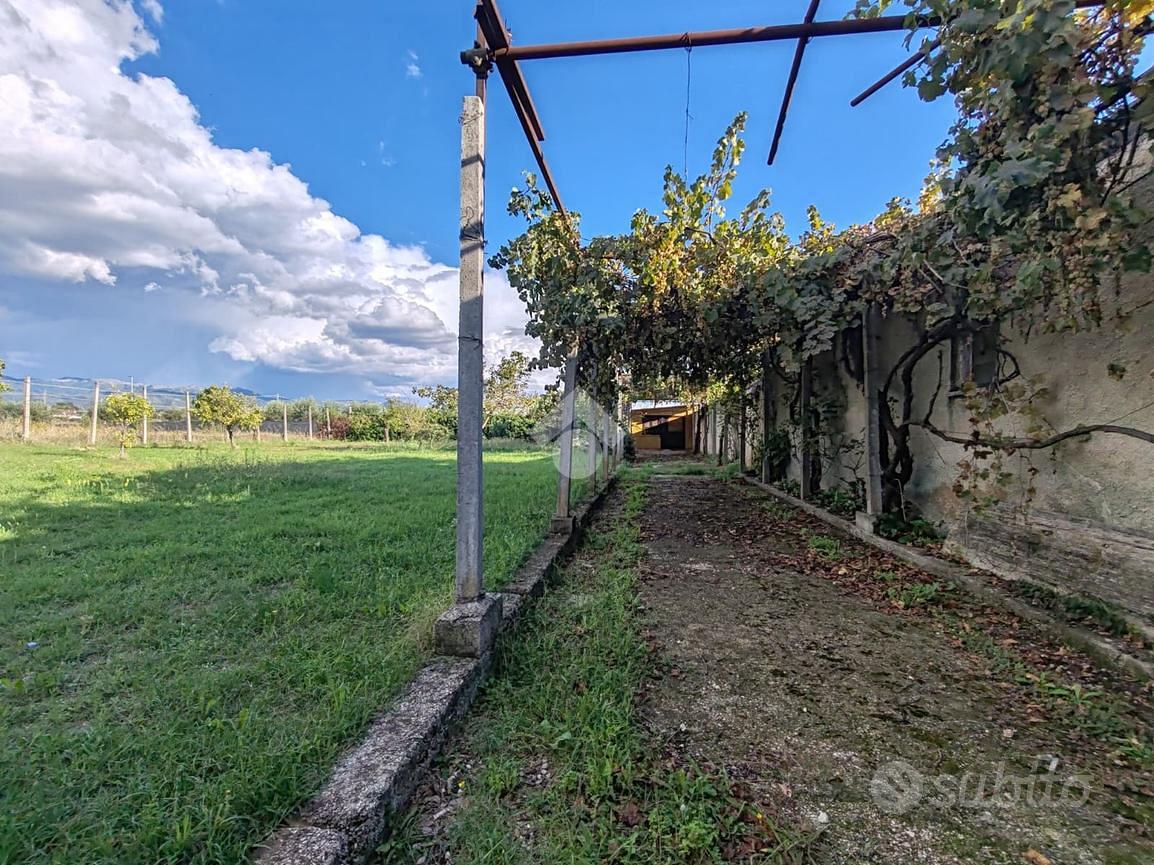 RUSTICO A GALLICANO NEL LAZIO - Vista 5