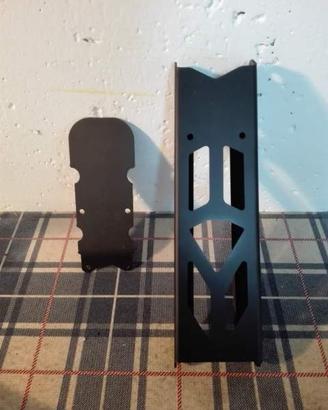 Staffa alluminio portatarga YAMAHA FZ8 - FAZER 800
