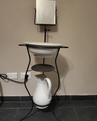 antica toeletta da arredamento 