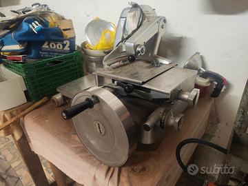 affettatrice professionale omas