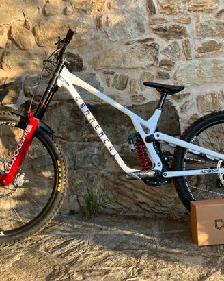 Commencal Supreme dh V5 tg XL