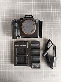 Sony a7 sii Bundle - Cage - 5 Batterie - Dummy Bat