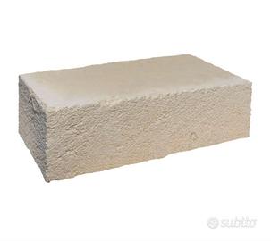 Blocco mattone tufo