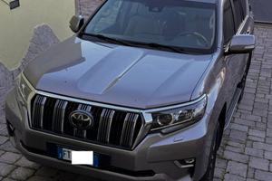 Land Cruiser 7 Posti 2018 5P 2.8 d-4d Lounge