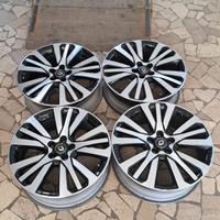 4 - CERCHI IN LEGA RENAULT 7X19 5X114,3 ET40 CB 66