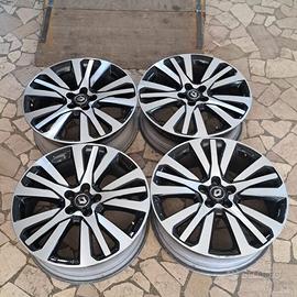 4 - CERCHI IN LEGA RENAULT 7X19 5X114,3 ET40 CB 66