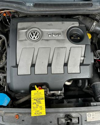 VOLKSWAGEN POLO motore usato CAY