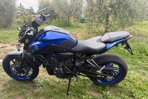 Yamaha mt07 2024 depo a libretto