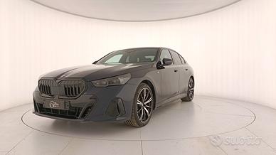 BMW Serie 5 G60 Berlina - 520d 48V xdrive MSport P