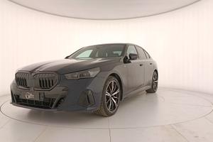 BMW Serie 5 G60 Berlina - 520d 48V xdrive MSport P