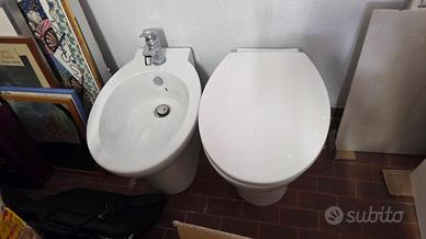 Completo bagno Sanitari AXA e lavabo bagno SENSEA