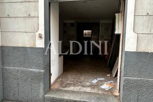 Locale commerciale 1 luce cod. q14308