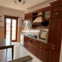 TiVOLI QUADRILOCALE ARREDATO CON DOPPI SERVIZI