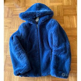 Pelliccia blu foderata con cappuccio