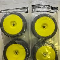 Treno gomme truggy 1/8