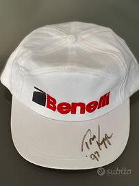 Cappellino Benelli autografato da Tom Knapp