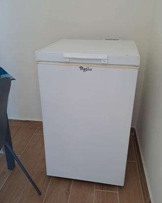 CONGELATORE A POZZETTO WHIRLPOOL