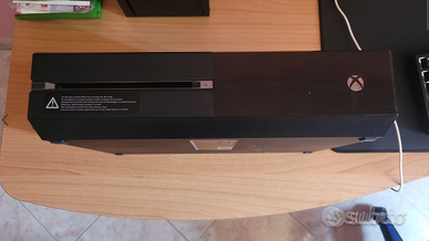 Xbox one + controller+ giochi