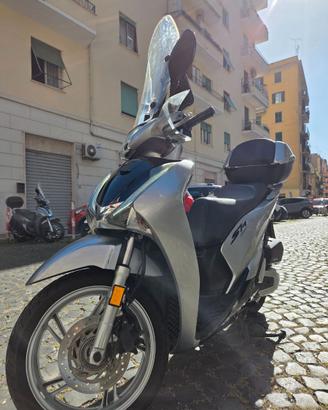 Honda SH 150 ABS (Agosto 2019) – Grigio -