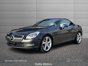 Mercedes-Benz SLK 200 CGI Premium