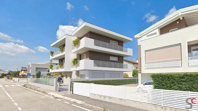 NUOVO 3 camere con terrazzo e giardIno