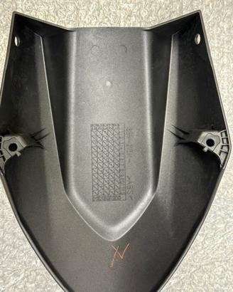 PARAFANGO ANTERIORE TMAX 560
