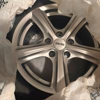 4 ruote con cerchione