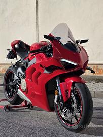 Panigale V4 2023 - 5800km appena tagliandata