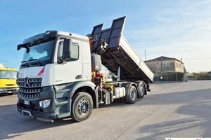 MERCEDES-BENZ AROCS 2548 ribaltabile,gru,Radiocoma