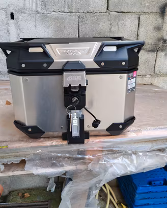 Givi trekker Outback EVO 42 litri Top case 