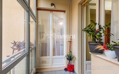 TRILOCALE CON ESTERNO RISTRUTTURATO