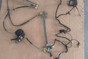 Alzacristallo alfa gt destro