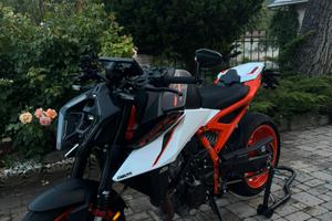 Ktm 990 duke r 2026
