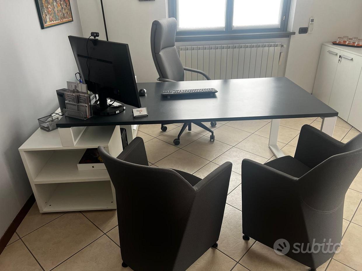 Tavolo Arredamento Per Ufficio Usato Arredo Usato Arredo Ufficio
