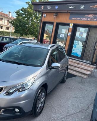Peugeot 2008 BlueHDi 100 S&S Allure