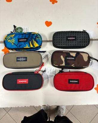 Astuccio Eastpak Oval Sing