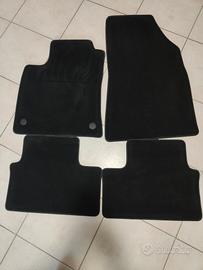 set completo tappeti Renault Clio 5 serie.