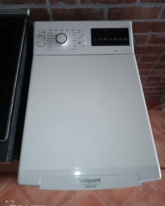 LAVATRICE ARISTON HOTPOINT 7 kg anno 2026 CLASSE A