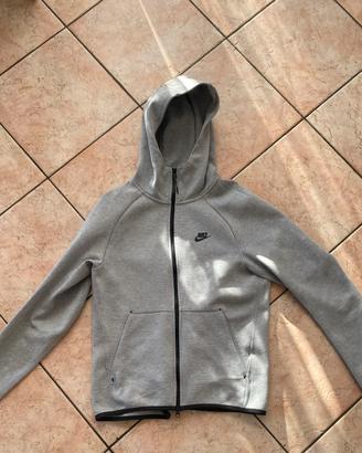 Completo Nike Tech