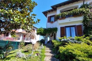 Villa di 165 m² con 4 locali e box auto a Gudo Vis
