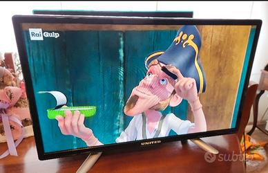 United - tv led 24" con doppio decoder sat e T2