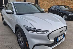 Ford Mustang Mach-E Extended 300CV